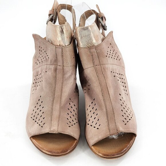 MIZ MOOZ Kinsley Sandal NWOB Perforated Leather Wedge Nude - Picture 4 of 15